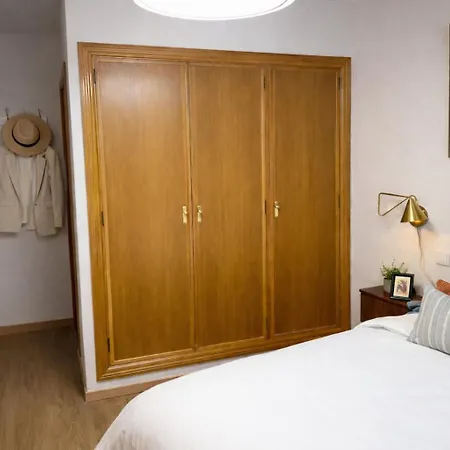 El Torreon Del Pilar. Opcion De Parking * Сарагоса